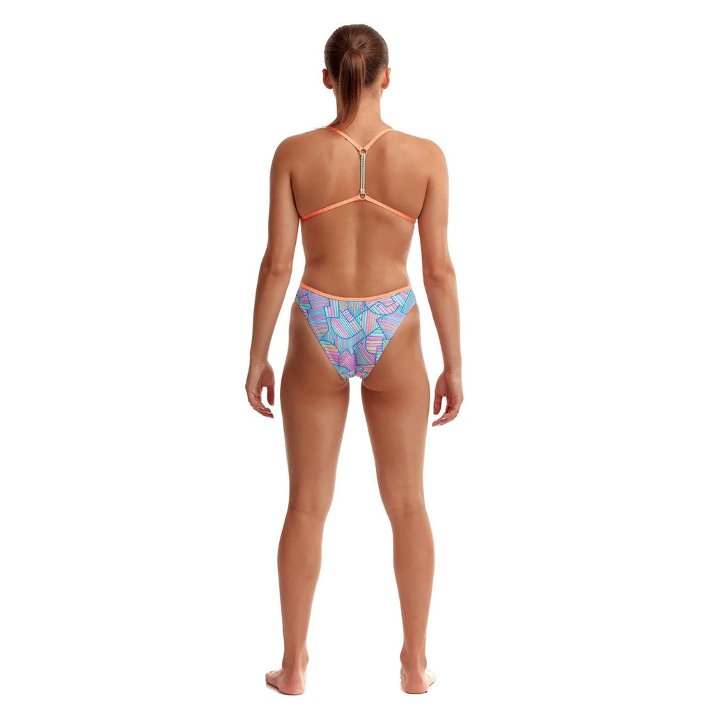 FUNKITA TWISTED STRAP