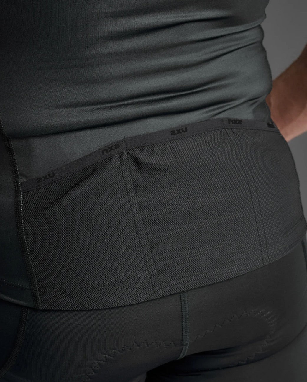 2XU  MENS CORE TRI TANK